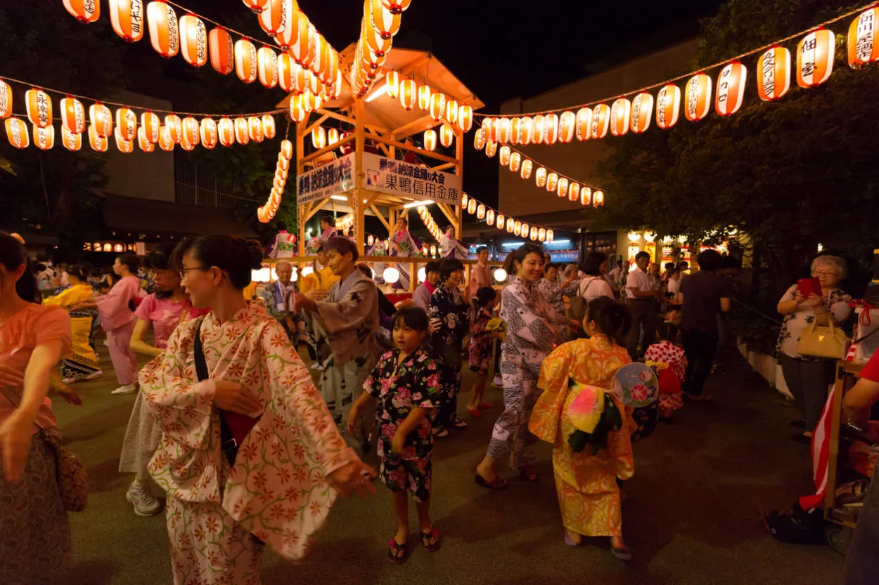 Festival Tari Bon Odori Jepang yang Menggembirakan